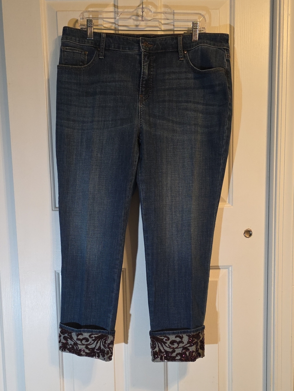 Chico's Dark Blue Cropped Jeans with Sequenced Cuff